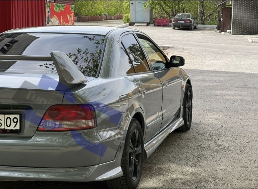 Передний бампер Dolphin Mitsubishi Galant 8 / Legnum