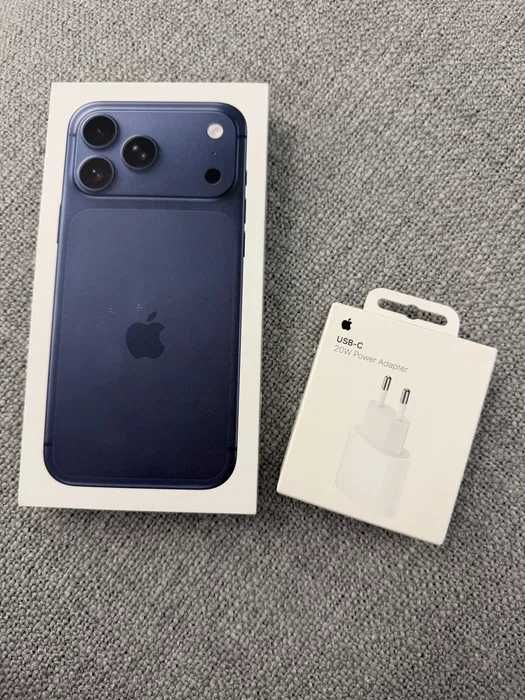 iPhone 17 Pro Max Blue 1TB Неразпечатван! нов