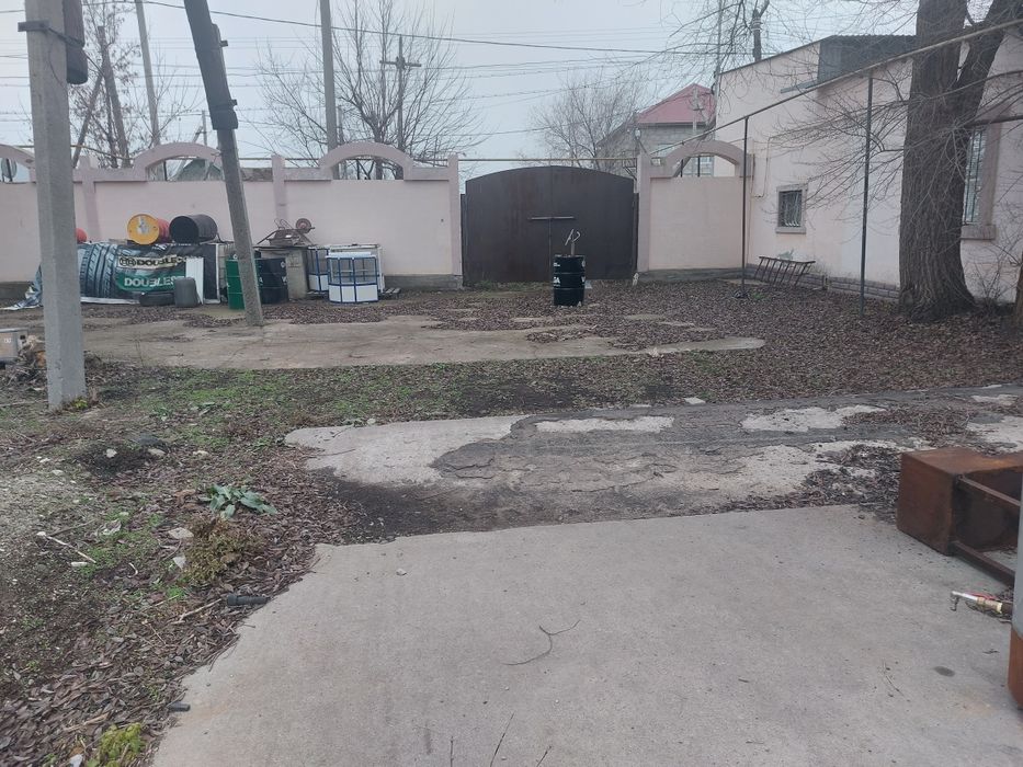 Продается  магазин +дом