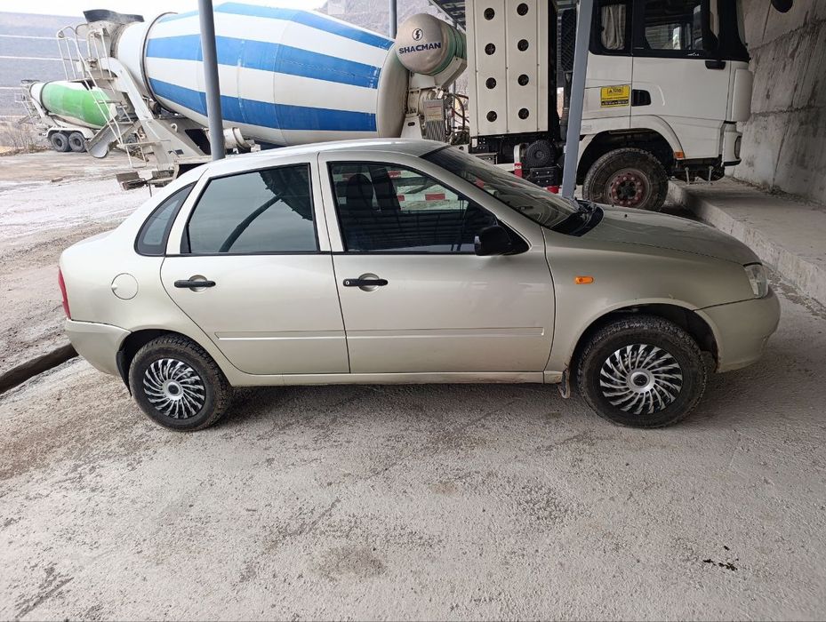 Lada kalina1118 lada kalina1118
