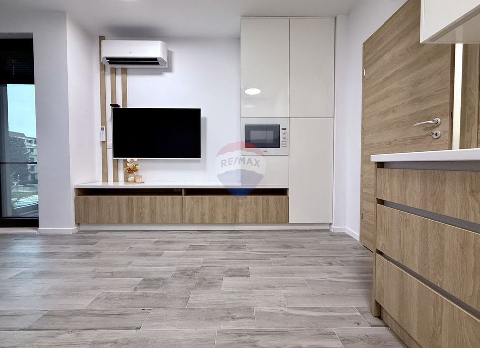 Дава се под наем Тристаен апартамент в к.к. Св.Св. Константин и Елена - 74 кв.м за 1196.97 € - Снимка #8