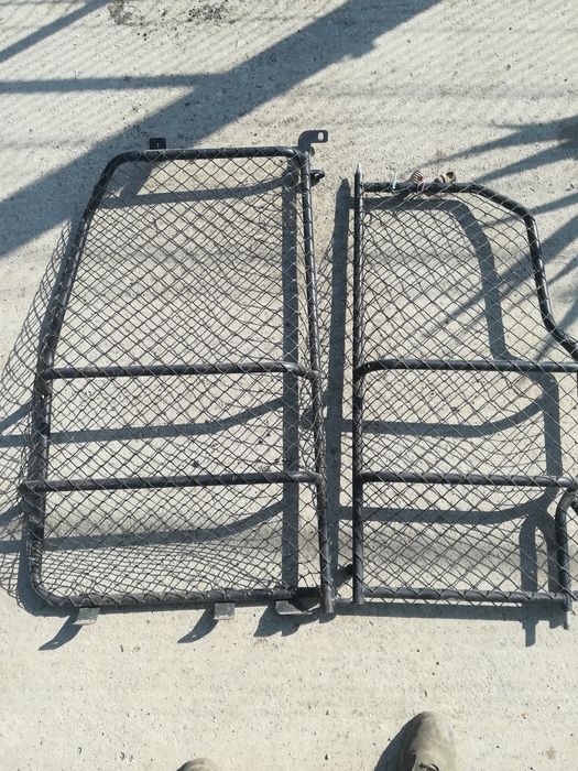 Преградна стена за Дачия Докер.