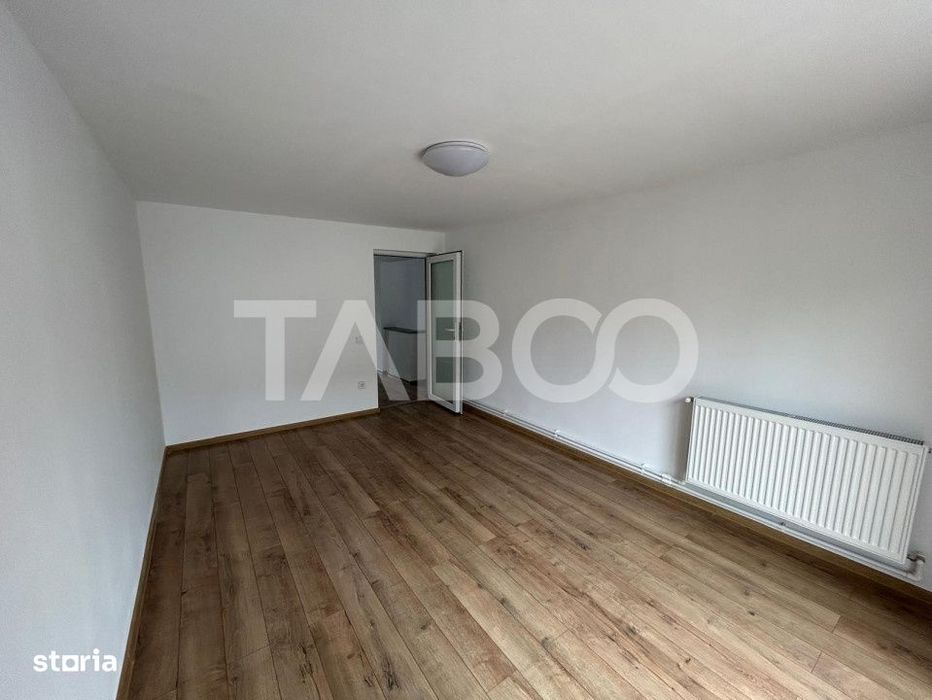 Spatiu birouri cu 6 camere 147 mpu curte libera 260 mp Calea Dumbravii