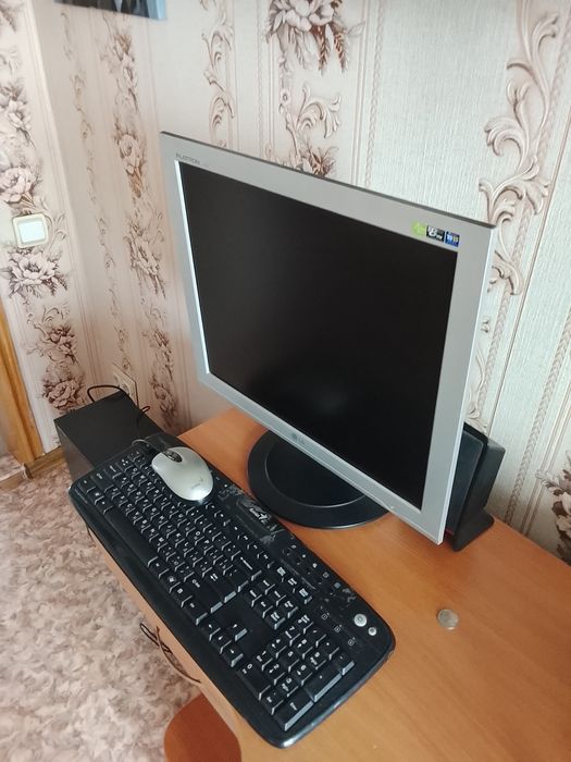 Продам компьютер б/у в хорошем состояние