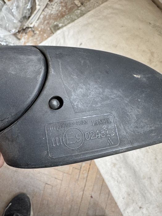 Оригинално огледало Ланчия Ипсилон Lancia Ypsilon