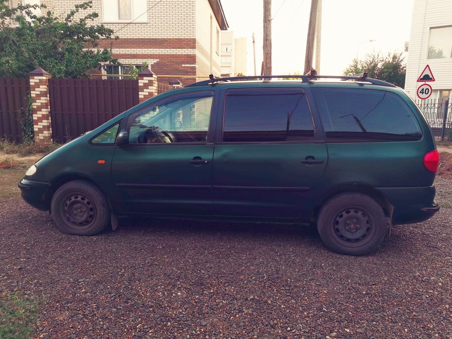 Продам Seat Alhambra