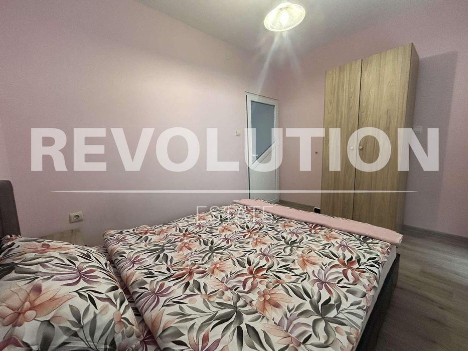 Дава се под наем Тристаен апартамент в Варна, Център - 90 кв.м за 650 € - Снимка #7