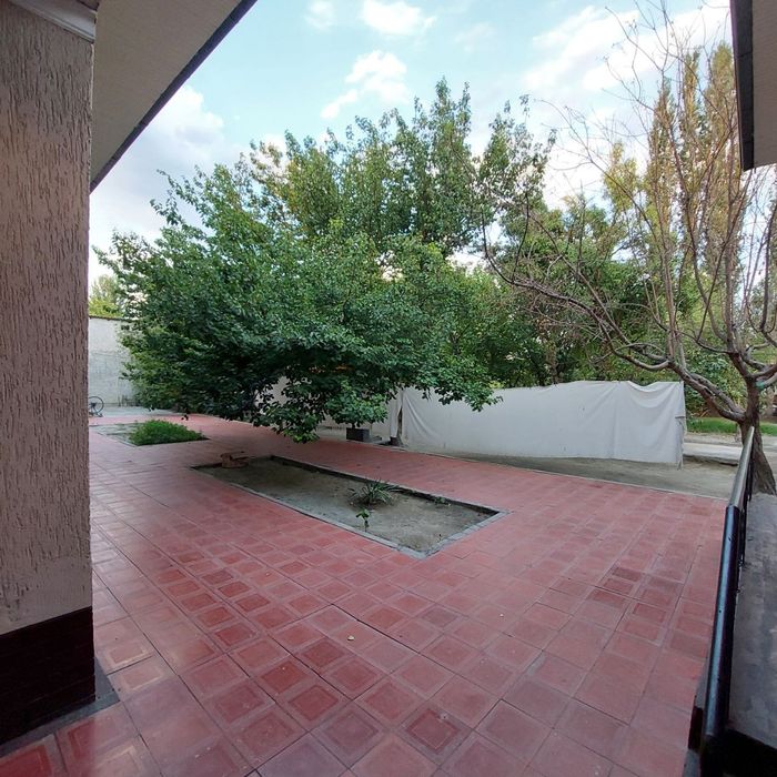 Кукон шахар Тошкентли Гузарда Зудлик билан катта ховли сотилади!