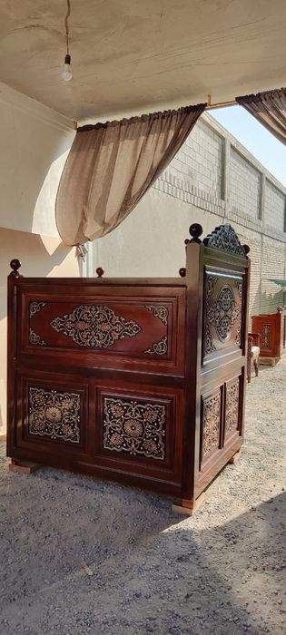 Масжидлар учун Минбар тайёрлаш хизмати