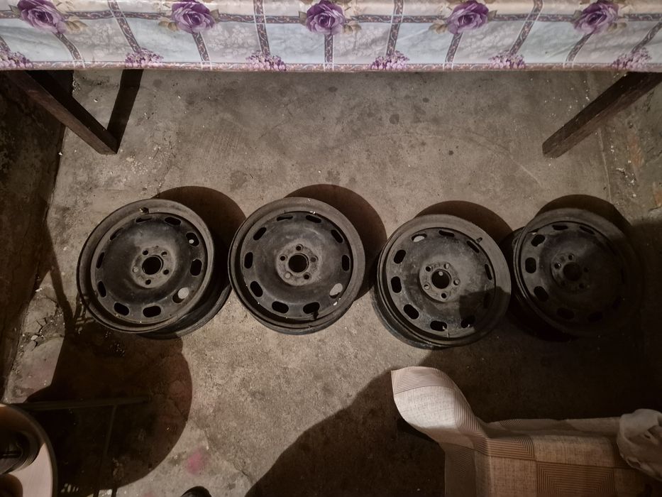 Vand jante de tablă r15 de golf