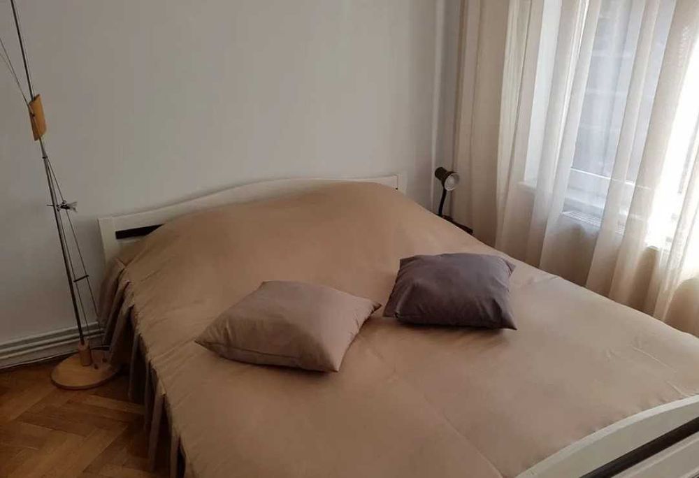 Дава се под наем Двустаен апартамент в Пловдив, Център - 44 кв.м за 173.4 € - Снимка #2