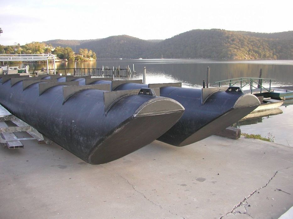 Pontoane plutitoare / Flotoare din polietilenă SUB PREȚUL PIEȚEI