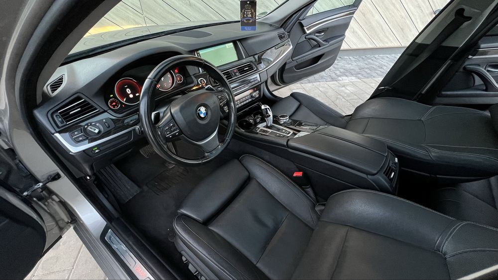 BMW Seria 5 520d xDrive F11 - Euro 6, foarte dotat, keyless go, panoramic, Harman Kardon