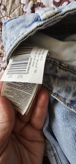 Стильные женские джинсы