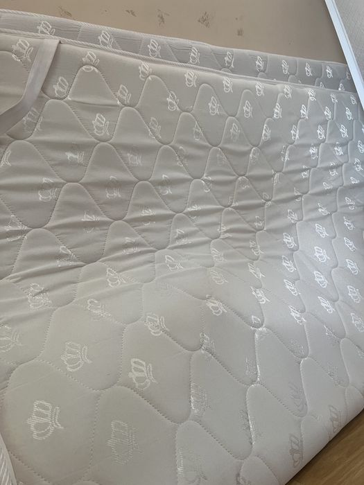 Матрас Vegas 140х200 см тяжелый с memory foam