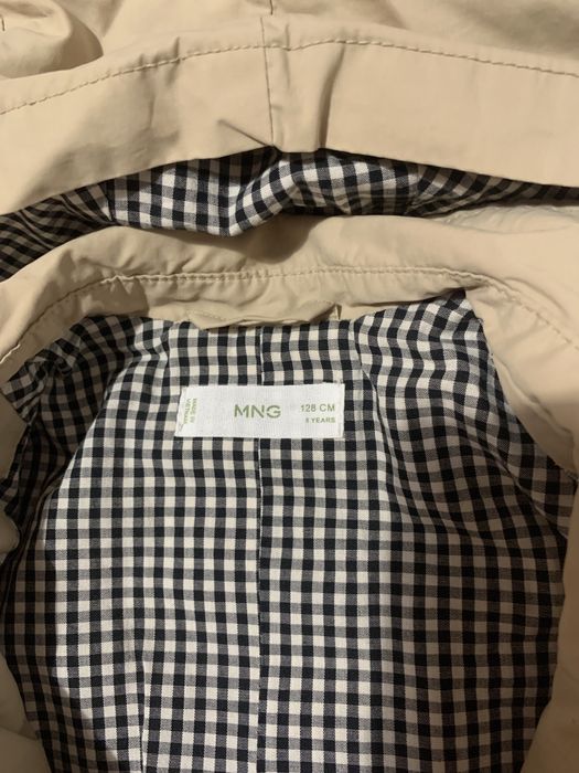 Плащь на девочку