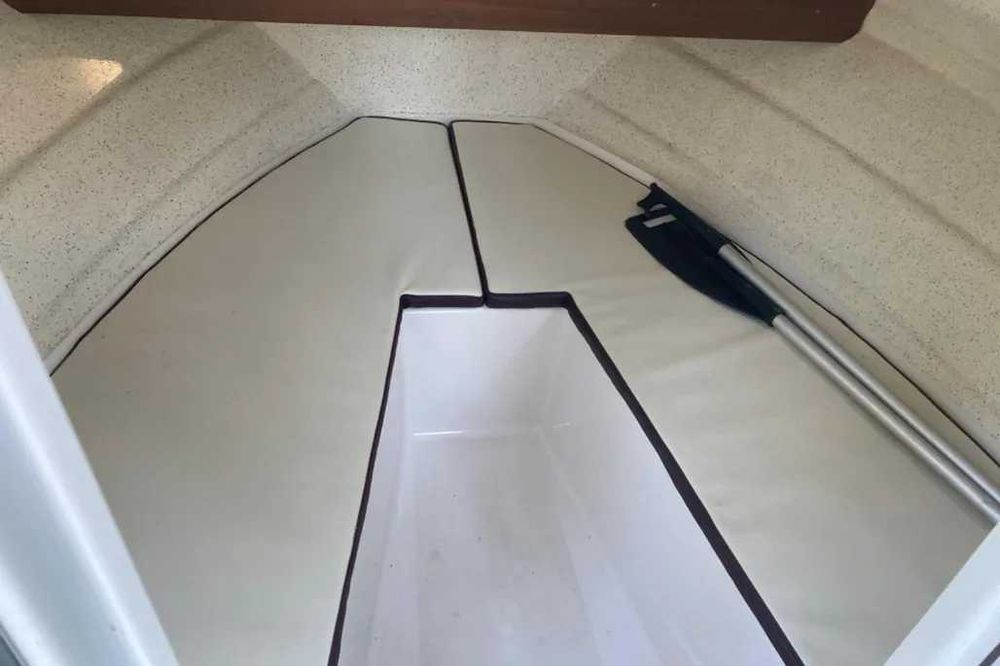 Quicksilver 420 Flamingo Лодка кабинен круизер С ремарке