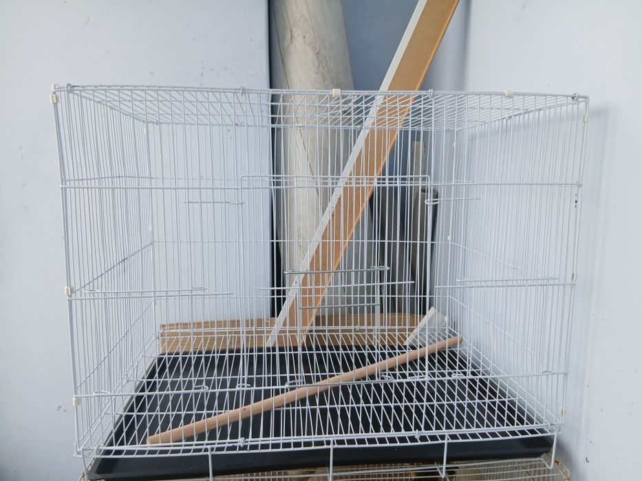 Продам клетку для птиц