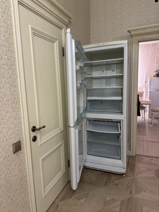 Продается б/у холодильник