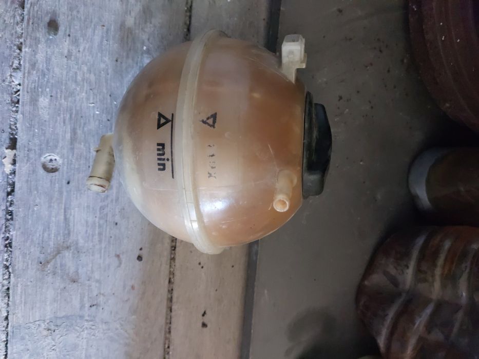 Продам. Запчасти на Пассат Б 4