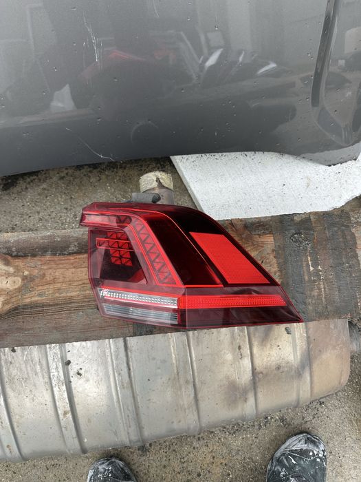 VW Tiguan десен стоп