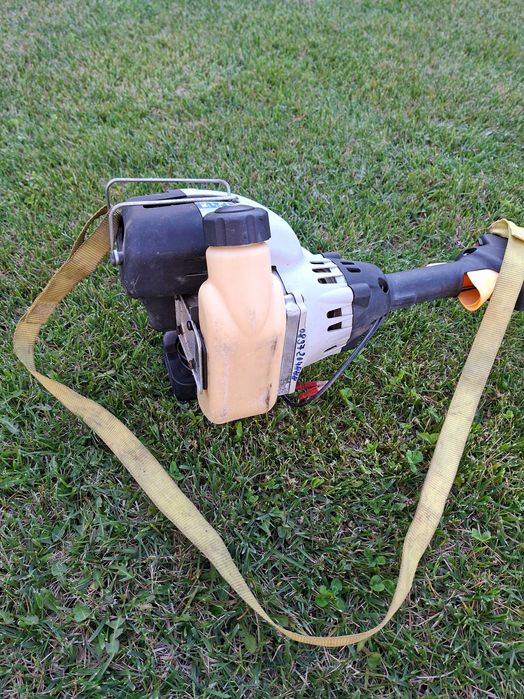 Бензинов  тример  Ryobi