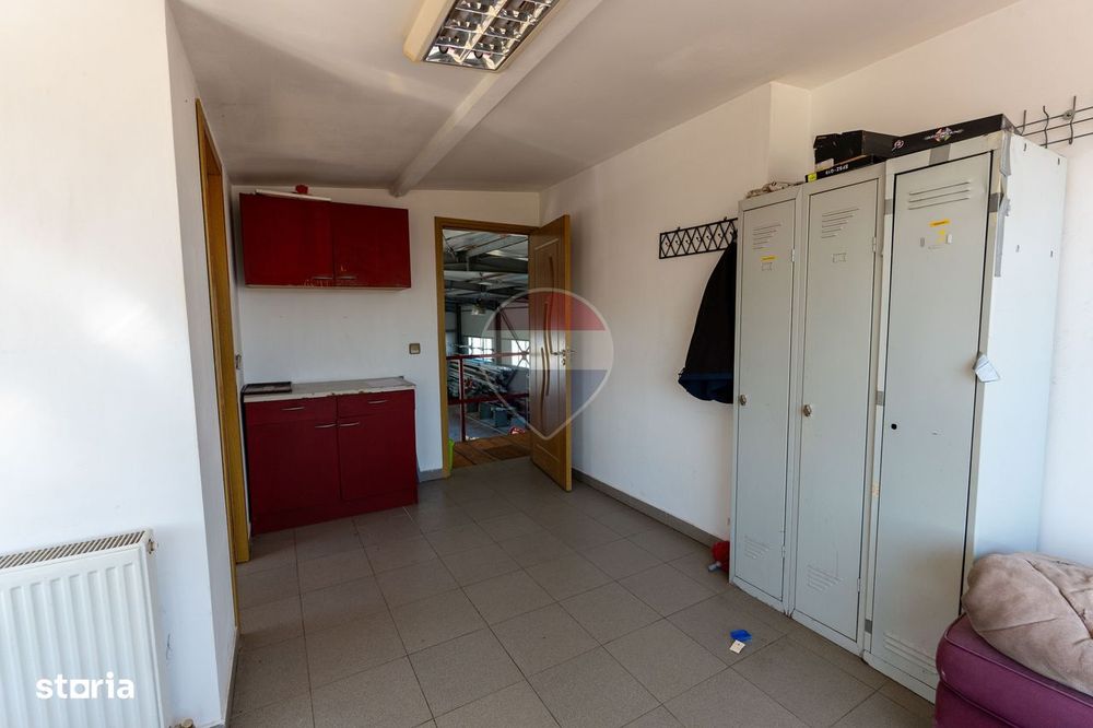 Hala de închiriat Cristur,Hunedoara