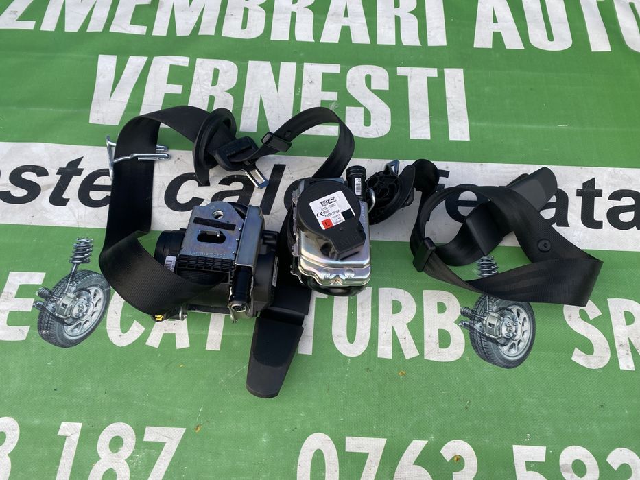 Centuri siguranță față stânga , dreapta Audi A4 B9 2017