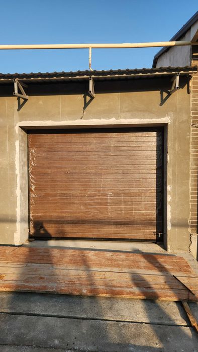 Электрические секционные ворота для дома. Автоматика Erreka.