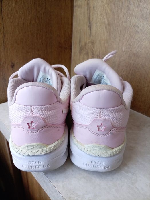 Nike Stars маратонки за момиче