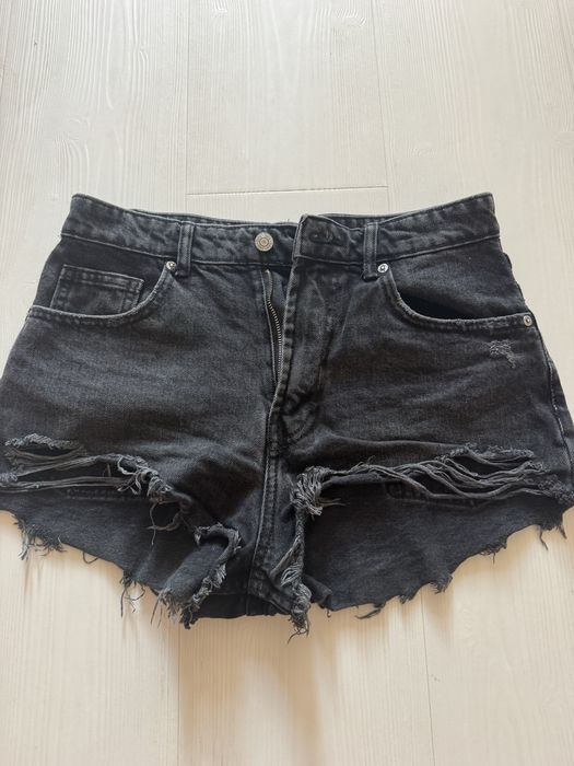 Къси панталонки ZARA