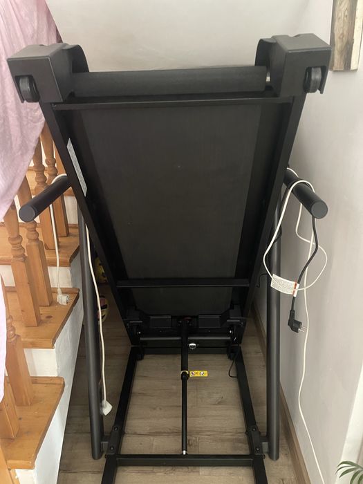 vand banda de alergat aproapte noua