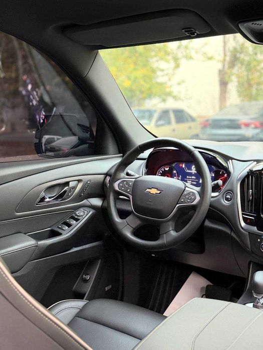 Sotuvda Chevrolet Traverse avtomashinamiz