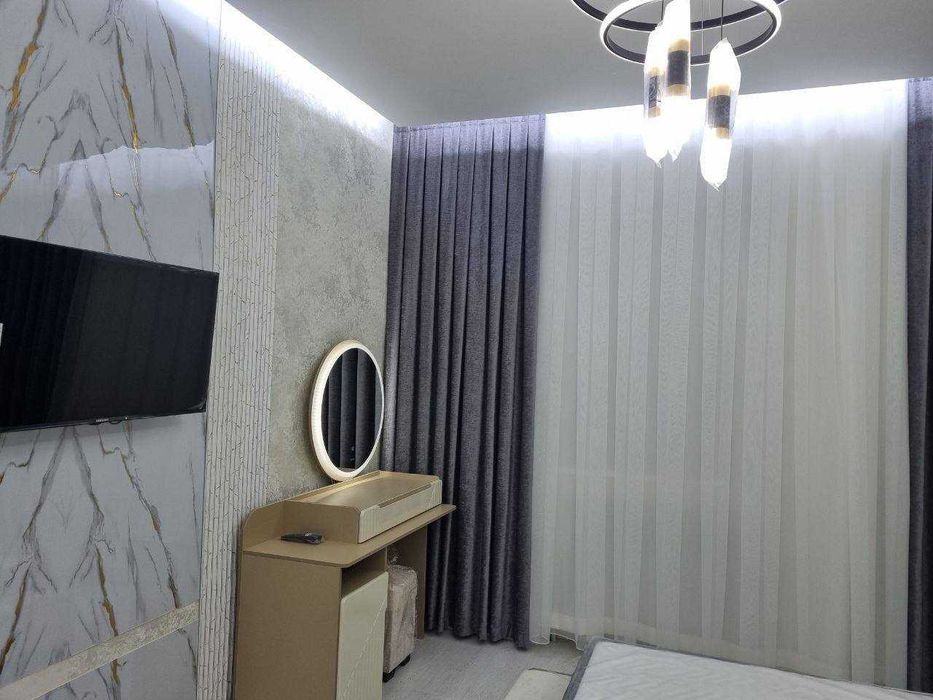 ПРОДАЕТСЯ 2/2/4 63м2 на: ул. Навои Урда