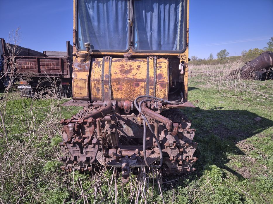 Продам трактор дт 75