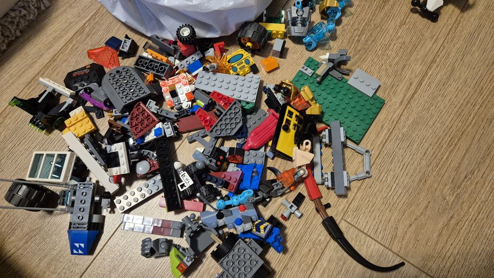 Vand piese lego vrac
