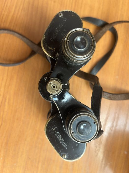 Binoclu Kosmos prismenglas 8X