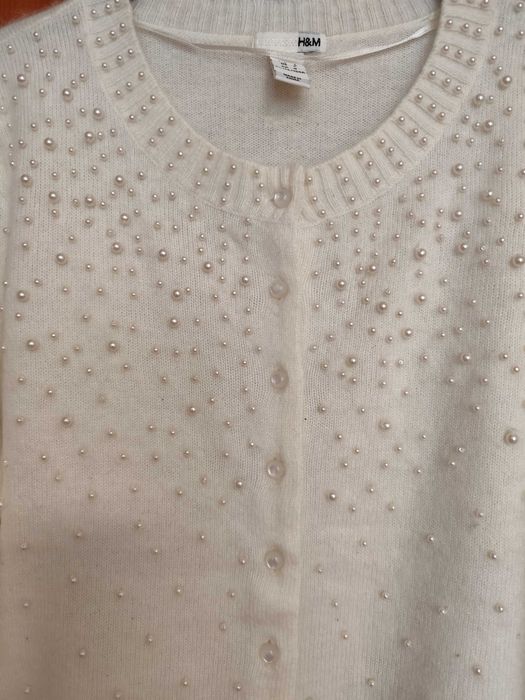 НОВА H&M елегантна , фина, бяла дамска жилетка