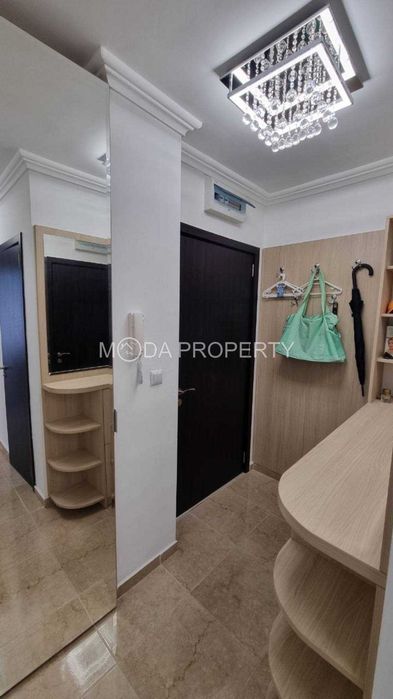 Продава се Тристаен апартамент в Свети Влас - 100 кв.м за 842 €/кв.м - Снимка #3