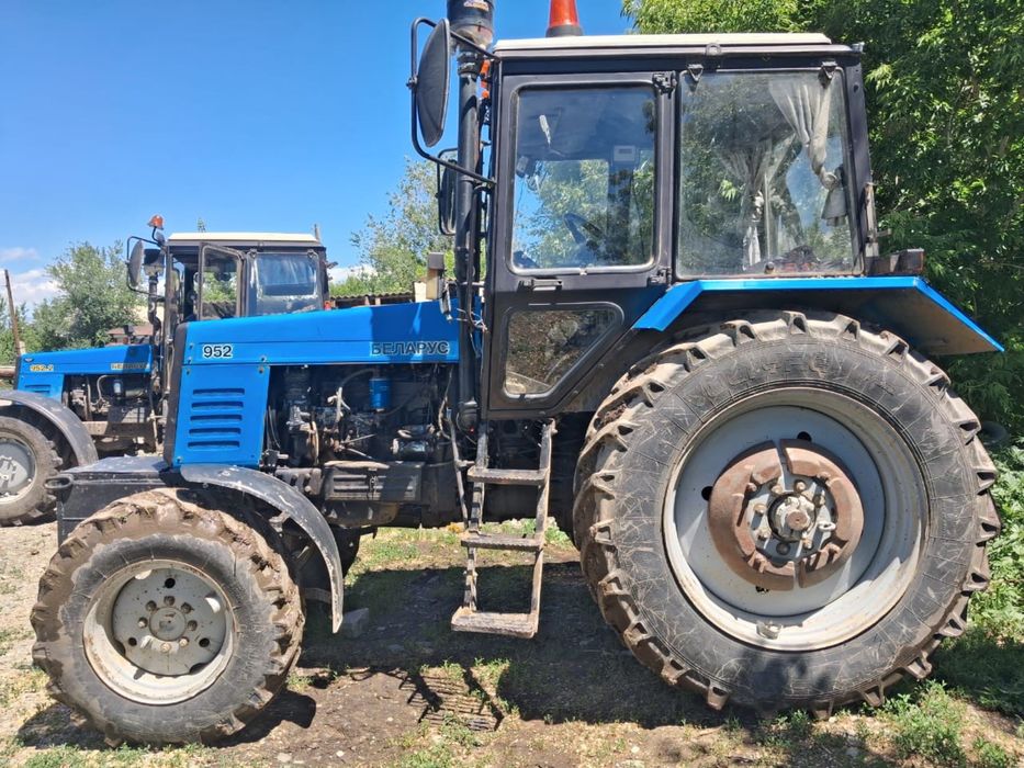 Продам трактор мтз 952 и сеялка