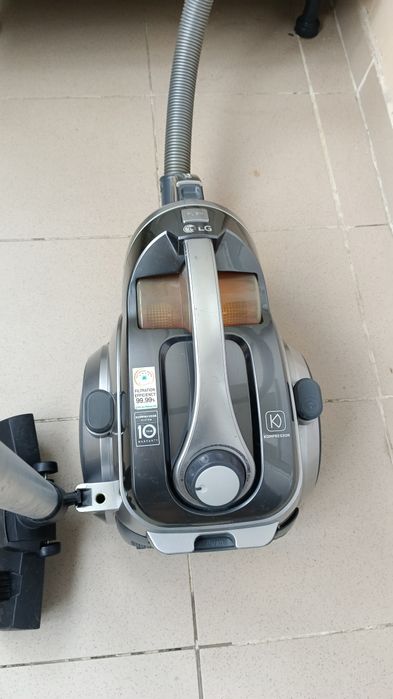 Пылесос LG kompressor