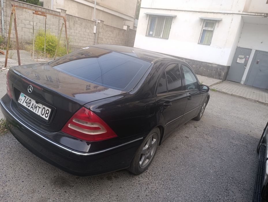 Продаю Мерседес-Бенц, W203,  С-200 compressor