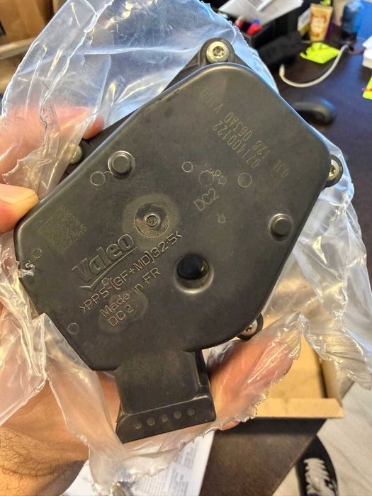 Clapetă de accelerație Valeo