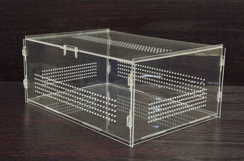 Террариум для насекомых (сухой аквариум)