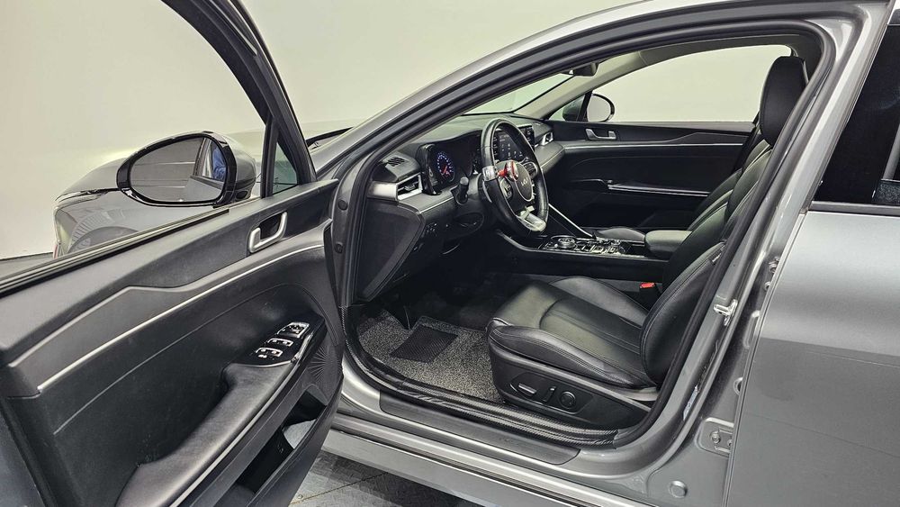 Kia K5 2.0Lpi Prestige autogeorge.com