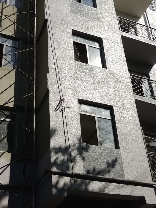 Fasat padez bazaltin travertin shkaturka