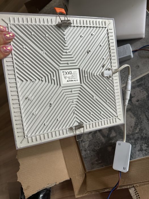 Лед лампи за вграждане към таван