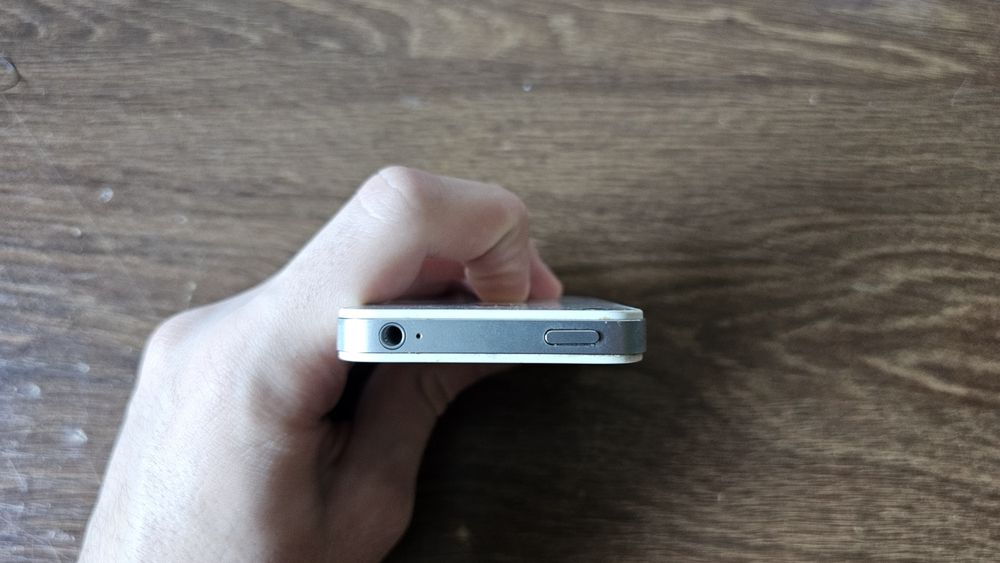 iPhone 4s alb 16Gb