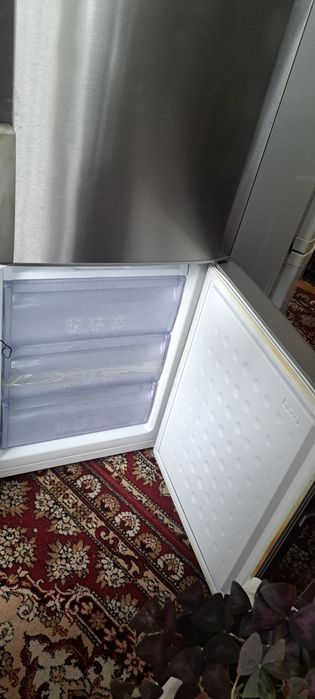 Холодильник BEKO