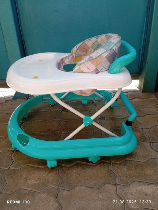 Продам ходунки детские